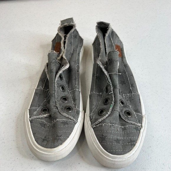 Blowfish Malibu Women's‎ Marley Slip On Sneaker Textile Upper Star Print Gray - Picture 1 of 11